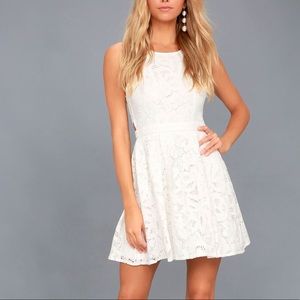 Lulu’s daisy date white lace skater dress